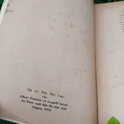 Vật lý tiến hóa luận của Albert Einstein và Leopold Infeld  1001250