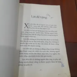 Laura Lyseight - TUỔI TRẺ VỚI TƯ DUY TRIỆU PHÚ 1023190