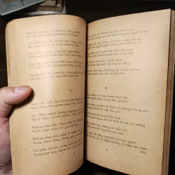 Với Đảng Mùa Xuân - Thơ 1022218