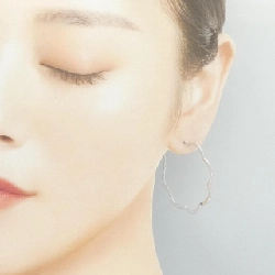 Bông tai bộ sưu tập Camelia của Chanel - Hàng hiệu Authentic 846395