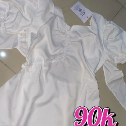 Đầm tay búp trắng size S