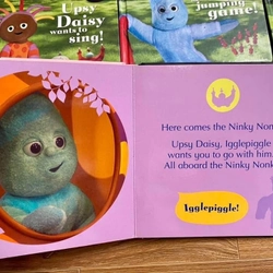 Bộ sách “In the Night Garden” 🌙 509986