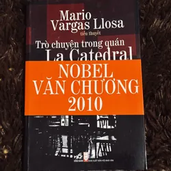 Trò chuyện trong quán La Catedral