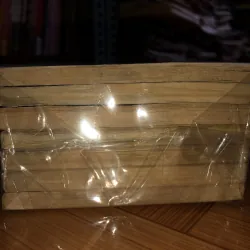 Hồi ký ma vương - Kara & Lee Yun Hee 783407