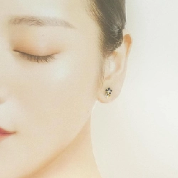 Bông tai hoa sapphire K18YG/K18WG 0.55CT - Hàng hiệu Chính hãng 869271