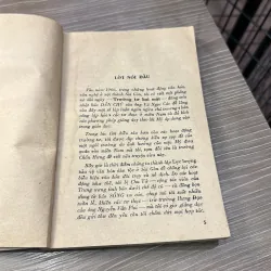 Ngôi trường đi xuống - Vũ Hạnh - NXB Văn nghệ Tp HCM 1988 996260