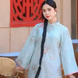 Váy cô dâu cổ cao dài tay chất liệu lụa màu trắng kem 737788