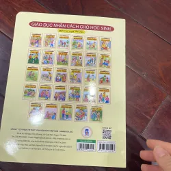 Giáo dục nhân cách cho học sinh : ĐOÀN KẾT - in cán bóng - trọn bộ có 29 quyển 1026660