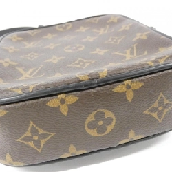 Túi đeo vai Louis Vuitton Monogram Macassar Christopher Wearable Wallet M69404 - Hàng hiệu Chính hãng 776425