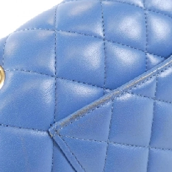 Túi xách chéo Chanel 1112 613590