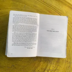 BÌNH LUẬN VĂN CHƯƠNG VĂN HỌC TRONG NHÀ TRƯỜNG 991385