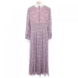 FENDI FD9468 A5H8 Đầm 646195