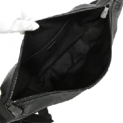 Túi xách hobo Monogram Shadow của Louis Vuitton M12850 611039