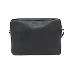 Túi đeo chéo Louis Vuitton Taiga M31003 612450