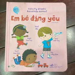 Song ngữ Việt Anh cho bé 1+ : Em bé đáng yêu : những từ vựng đầu tiên 