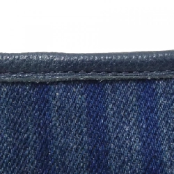 Túi xách chéo Chanel 57641 613943