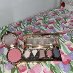  Combo phấn má hồng và phấn mắt Flower Knows Strawberry  780721