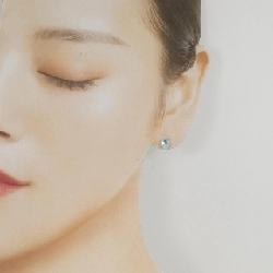 K18YG Blue Topaz Bông tai - Hàng hiệu Chính hãng 868898