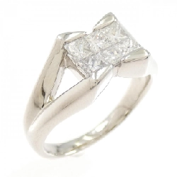 Nhẫn kim cương PT900 0.67CT