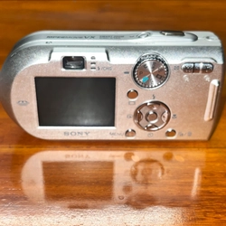 Sony Cybershot DCS P150 7.1megapixel 366968