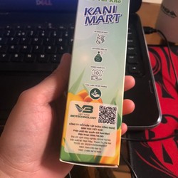 Xả vải khô Kani mart 100ml- hương hoa Tuylip- xả khô, xịt thơm quần áo 80503