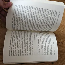 Hành trình về phương Đông 
 735998