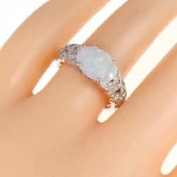 Nhẫn Opal K18WG 1.00CT 672280