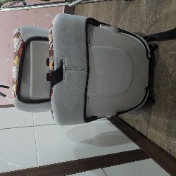 Ghế gắn xe oto cho bé 6 tháng đến 6 tuổi, ngàm isofix, chilux funny 24198