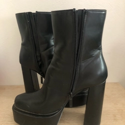 Bốt Zara Size 37 320633