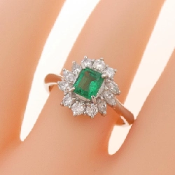 Nhẫn Emerald PT900 0.44CT - Hàng hiệu Chính hãng 850814