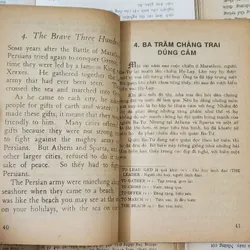 Truyện song ngữ Anh - Việt: 300 CHÀNG TRAI DŨNG CẢM (HEROES OF OLDEN DAYS)  704208