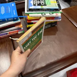 VẬN DỤNG LUẬT TỤC Ê ĐÊ VÀO VIỆC XÂY DỰNG GIA ĐÌNH, BUÔN, THÔN VĂN HÓA (2003) - K4 1022631