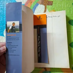 Giữa Dòng Chảy Lạc 933887