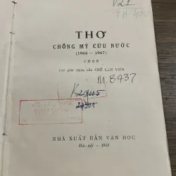 Thơ chống Mỹ cứu nước; gần 500 trang ;1968 1030299