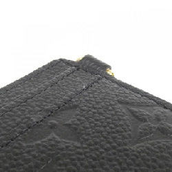 Ví thẻ LV Charm Monogram Empreinte của Louis Vuitton M82132 624163