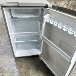 Tủ lạnh mini 93l aqua đời mới 785693