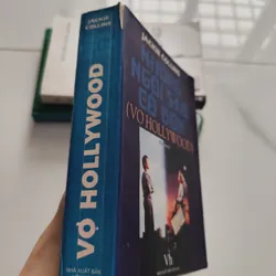 Những ngôi sao cô đơn ( vợ Hollywood)  575536