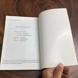 II Thơ: Thành Phố Năm Ngọn Núi - Nhiều Tác Giả - 2003 999182