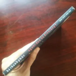 [Sách Tản Văn] Người Đàn Bà Điên Trên Tầng 9 (Hà Thanh Phúc) 1008624