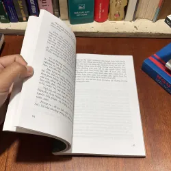 II Tiểu Luận, Phê Bình: Nguyễn Anh Đông _ Đi Từ Miền Lá Cỏ - TS. Đỗ Thị Thu Huyền - 2013 786222