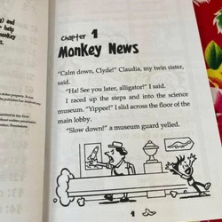 Bộ truyện Monkey Me (4 cuốn tiếng Anh) 463076