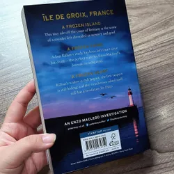 Freeze Frame - Peter May 722957