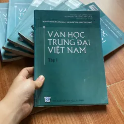 Giáo trình văn học Việt Nam trung đại tập 1 và 2 936647