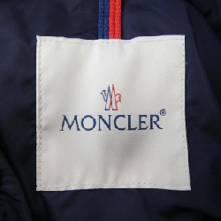 Áo khoác MONCLER LOTUS 628081