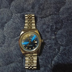 Bán đồng hồ Rolex mới đeo 2 lần. Có dây thay thế 77657