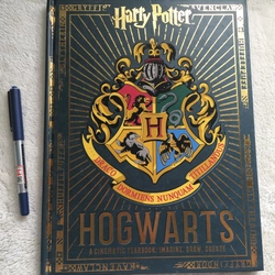 HOGWARTS 
A CINEMATIC YEARBOOK : IMAGINE ,DRAW ,CREATE 