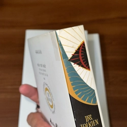 Bộ Chúa tể những chiếc nhẫn - J. R. R. Tolkien 453322