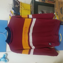 [2Hand] Free size Áo nỉ lót lông Harry potter Nhà Gryffindor