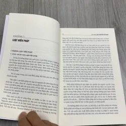 Giáo trình luật hiến pháp việt nam.  747231