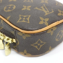 Túi đeo vai Louis Vuitton Monogram Pochette Gange M51870 610912